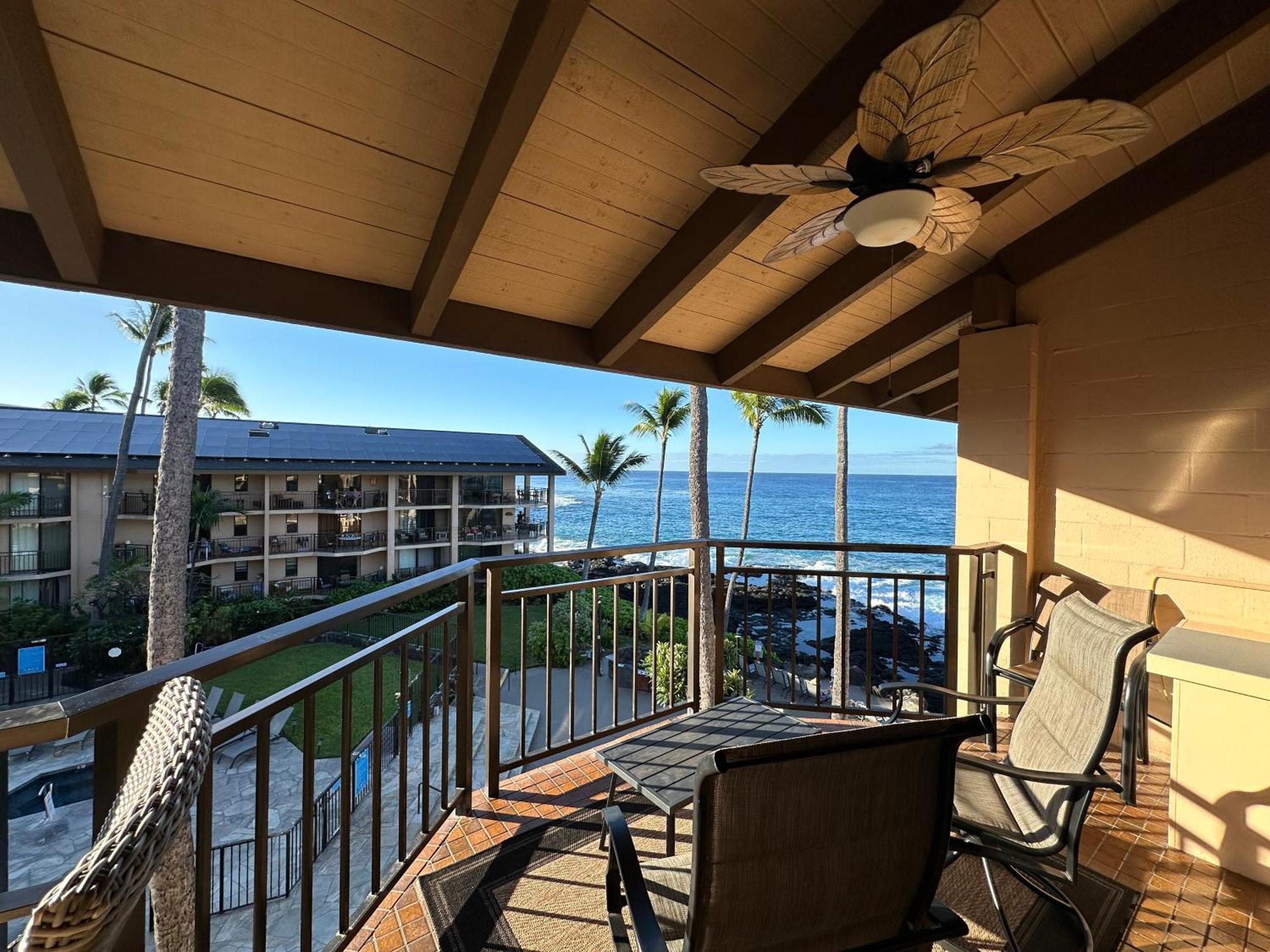 Apartamento Oceanfront Penthouse With Loft Kailua-Kona Exterior foto